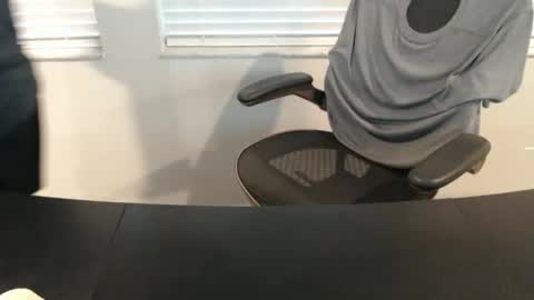 USAUSA online show from April 7, 12:27 pm