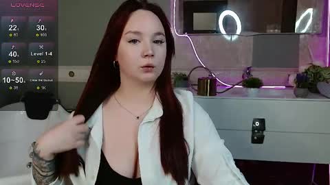 Snapshot of fire_emily chatting on May 19, 1:11 am fire_emily online show from May 19, 1:11 am
