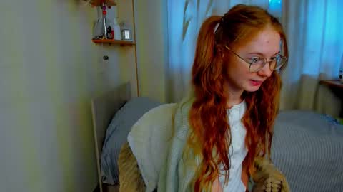 Snapshot of fire_luna chatting on November 13, 5:39 am fire_luna online show from November 13, 5:39 am