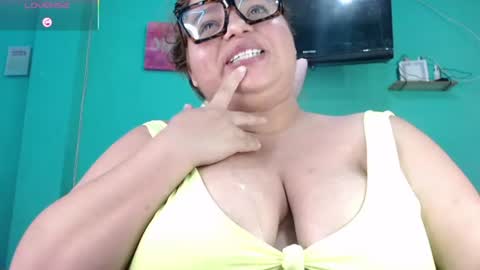 Snapshot of fire_passion__ chatting on July 1, 4:03 am fire_passion__ online show from July 1, 4:03 am
