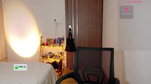Liss  online show from May 27, 6:54 am