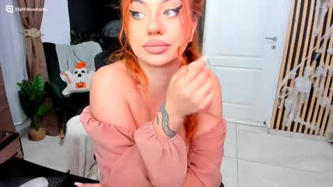 Snapshot of fireflowers_ chatting on November 6, 9:59 pm Kallisy online show from November 6, 9:59 pm