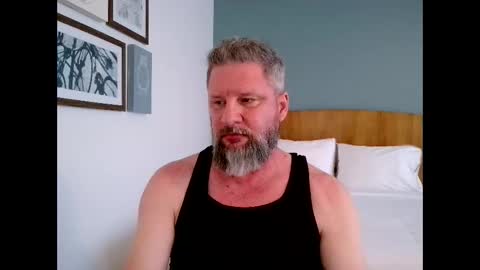 Snapshot of firemedic190 chatting on May 11, 11:35 pm firemedic190 online show from May 11, 11:35 pm