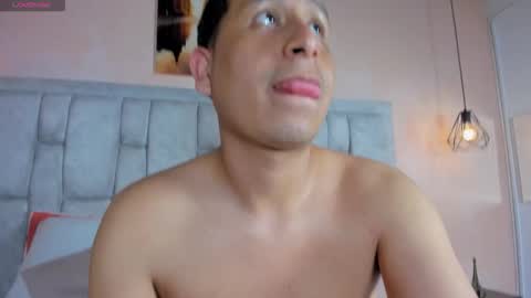 Duvan Jones online show from February 17, 7:20 pm