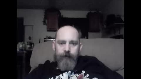 Snapshot of fireprince1977 chatting on November 6, 3:29 am Brad online show from November 6, 3:29 am