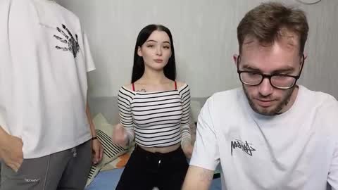 ALICESTEVEVECTOR pvt open  online show from September 16, 9:43 am