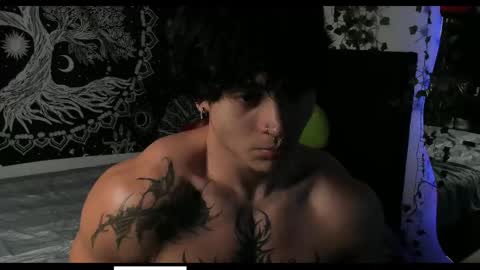 Snapshot of fit_prince_ chatting on November 14, 5:28 am David hotman online show from November 14, 5:28 am