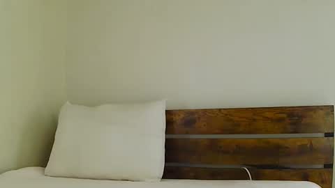 flowergirl online show from October 24, 7:32 pm