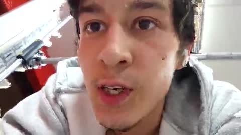 fitboi321 online show from April 12, 3:55 am