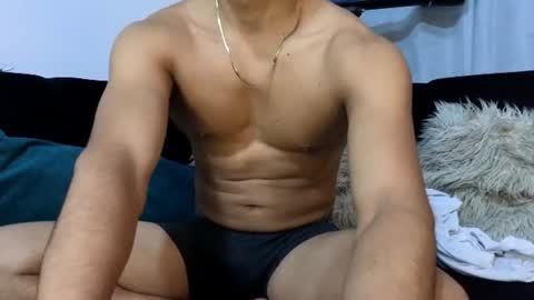 Snapshot of fitboy_cris chatting on July 16, 5:57 am Cristopher Sly online show from July 16, 5:57 am