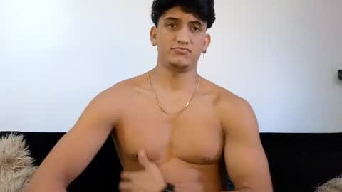 Snapshot of fitboy_cris chatting on July 16, 7:42 pm Cristopher Sly online show from July 16, 7:42 pm