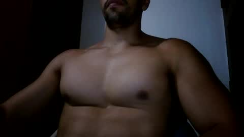 Snapshot of fitchestabs_69 chatting on June 4, 9:43 pm fitchestabs_69 online show from June 4, 9:43 pm