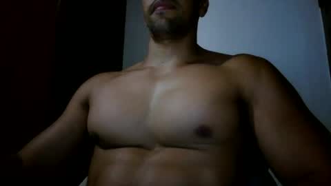 Snapshot of fitchestabs_69 chatting on June 11, 10:52 pm fitchestabs_69 online show from June 11, 10:52 pm