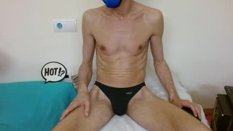 Snapshot of fithotguy90 chatting on June 4, 6:47 pm Luis online show from June 4, 6:47 pm