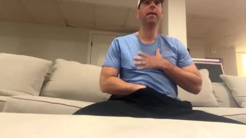 fittallhungdilf online show from March 30, 9:38 pm
