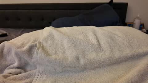 Snapshot of fixieblue chatting on February 15, 2:03 pm Duke Awesome online show from February 15, 2:03 pm