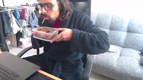 Snapshot of fizz6572 chatting on February 5, 1:11 pm fizz6572 online show from February 5, 1:11 pm