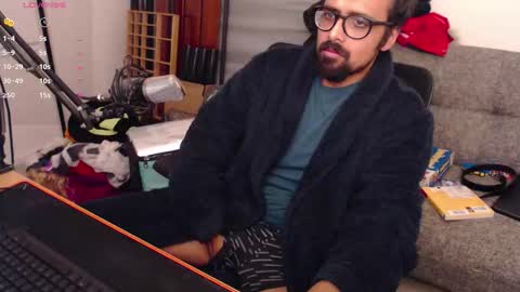 Snapshot of fizz6572 chatting on November 2, 8:33 pm fizz6572 online show from November 2, 8:33 pm