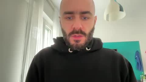 Snapshot of fla85 chatting on January 6, 11:40 am Fla is short for Flavio online show from January 6, 11:40 am