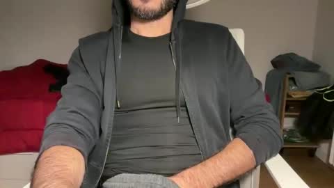 Snapshot of fla85 chatting on October 20, 6:41 pm Fla is short for Flavio online show from October 20, 6:41 pm