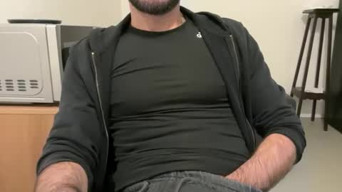 Snapshot of fla85 chatting on October 22, 11:59 pm Fla is short for Flavio online show from October 22, 11:59 pm