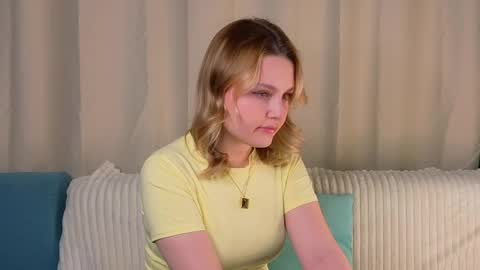 Amelia online show from April 7, 1:39 am