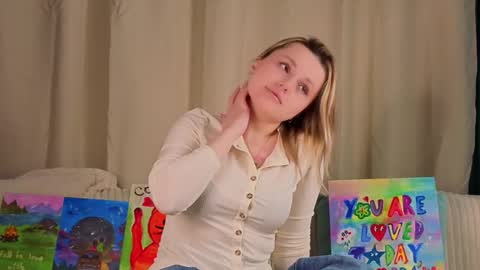 Amelia online show from April 8, 1:27 am