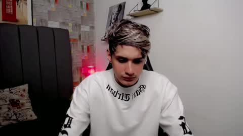 Flaquito online show from April 14, 8:37 pm