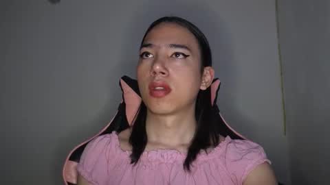 Snapshot of flaream_angel chatting on October 28, 4:53 pm Alexa online show from October 28, 4:53 pm