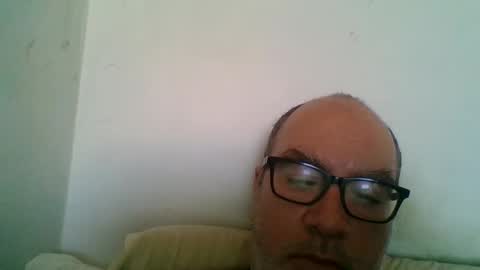 Snapshot of flashdreaming chatting on March 8, 2:54 pm Carlo online show from March 8, 2:54 pm
