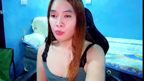 Snapshot of flawlesskindtrans007 chatting on March 2, 7:15 am Jeepty online show from March 2, 7:15 am