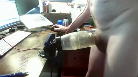 Snapshot of fleshlight4246 chatting on November 2, 2:41 pm UK Fleshlight Fucker online show from November 2, 2:41 pm