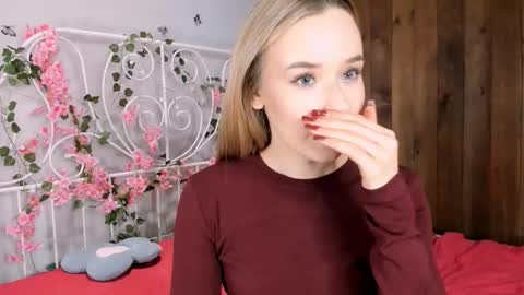 Amina online show from November 21, 11:20 am