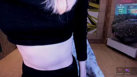 FlexiMona online show from May 31, 10:11 am