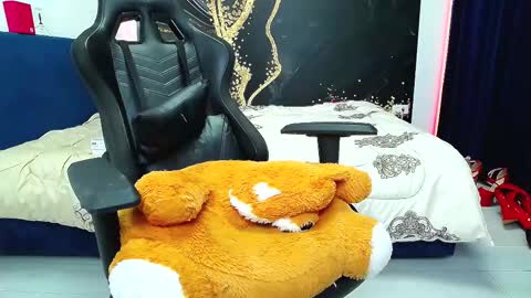 flirtdeea online show from March 11, 7:31 pm