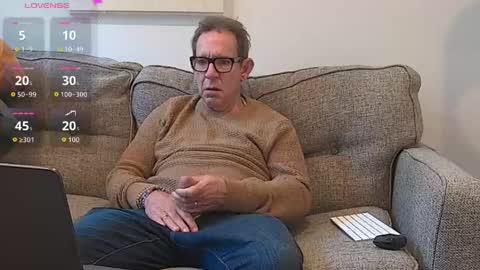 Flickrbrite online show from April 20, 6:42 pm