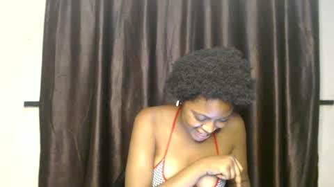 Snapshot of flirty_xxbonny chatting on June 19, 9:07 pm flirty_xxbonny online show from June 19, 9:07 pm