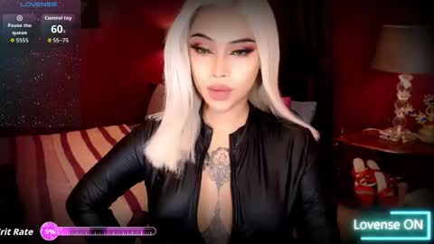 Snapshot of flirtywhore_mariats chatting on November 18, 6:40 am mariadyosa online show from November 18, 6:40 am