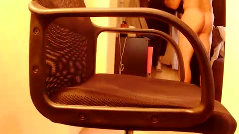 Snapshot of fllv0082 chatting on October 30, 3:13 pm Come in and See online show from October 30, 3:13 pm