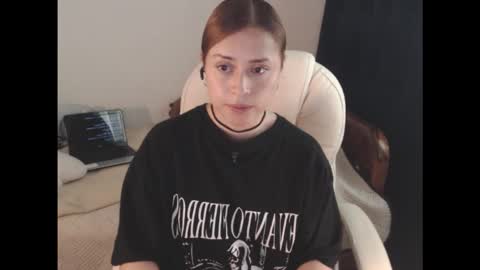 flor3citarockera online show from February 2, 1:32 pm