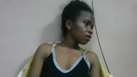 flora48230522373 online show from June 11, 6:39 pm
