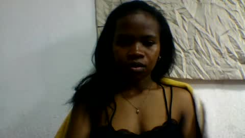 flora48230522373 online show from July 14, 6:46 pm