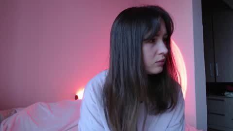 Flora online show from April 14, 1:06 pm