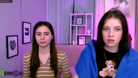 Snapshot of flora_ri chatting on January 24, 2:30 pm just ask me online show from January 24, 2:30 pm