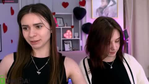 Snapshot of flora_ri chatting on February 20, 5:07 pm just ask me online show from February 20, 5:07 pm