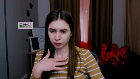 Snapshot of flora_ri chatting on February 27, 10:26 am just ask me online show from February 27, 10:26 am