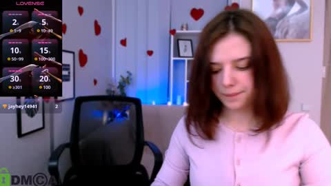 Snapshot of flora_ri chatting on March 3, 1:31 pm just ask me online show from March 3, 1:31 pm