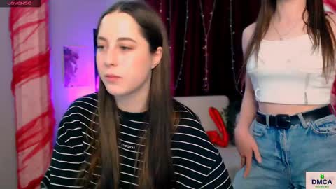 Snapshot of flora_ri chatting on March 12, 5:17 pm just ask me online show from March 12, 5:17 pm