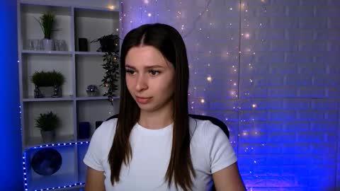 Snapshot of flora_ri chatting on September 17, 9:33 am just ask me online show from September 17, 9:33 am