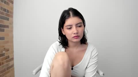 Tell me My Love online show from November 4, 8:52 pm